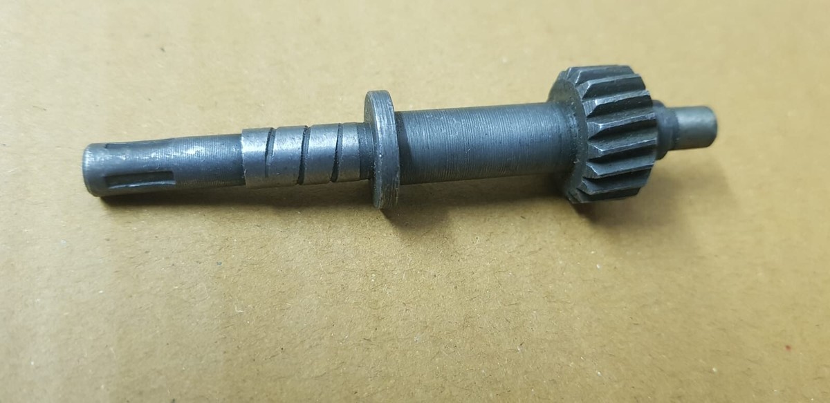 Dana 300 Speedometer Gear Carrier