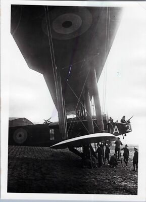 HANDLEY PAGE TYPE O/100 AT DUNKIRK APRIL 1918 VINTAGE IWM PHOTO 0/100