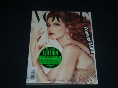 2018 OCTOBER VOGUE ITALIA MAGAZINE PACKAGE W/ 2 SUPPS COVER