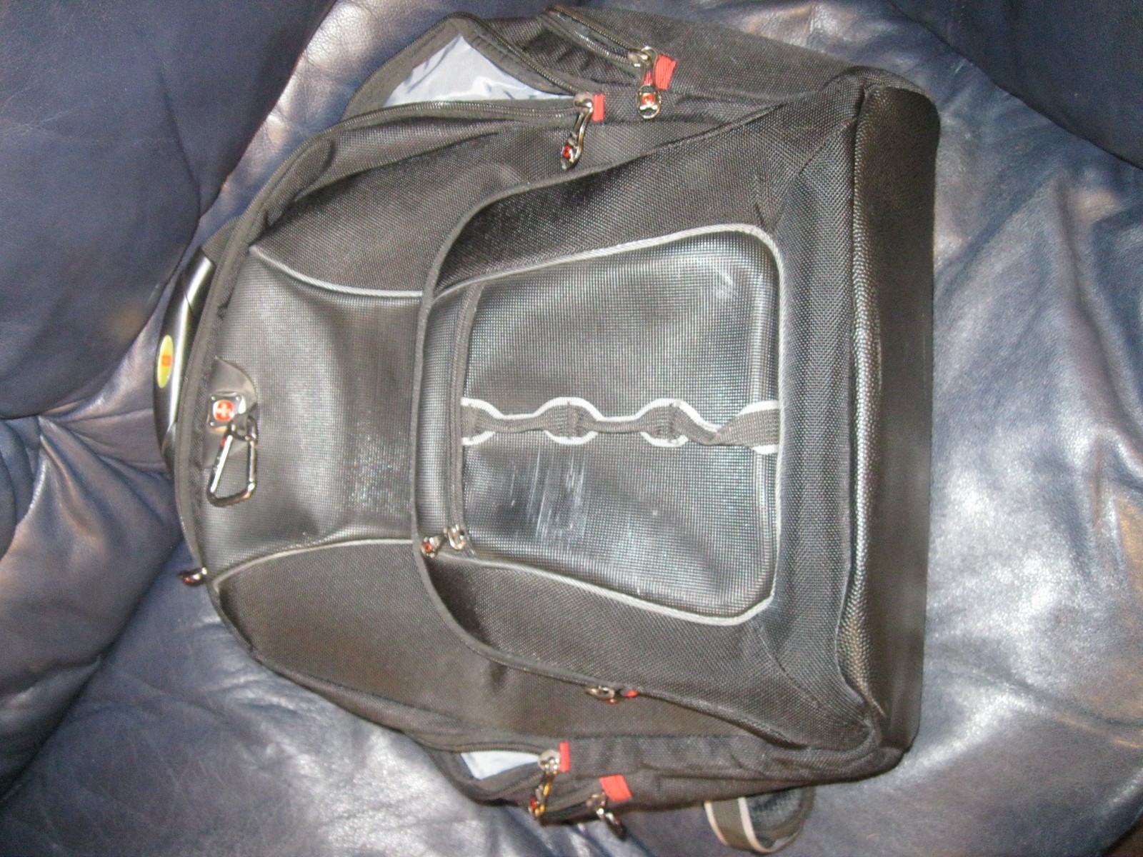 Swiss Army SwissGear Travel Gear Deluxe Laptop Backpack 15 inches 