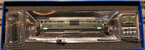 Dapol 4D-012-000 BR Class 22, D6326 in BR Green Livery, Mint, boxed - Picture 9 of 10