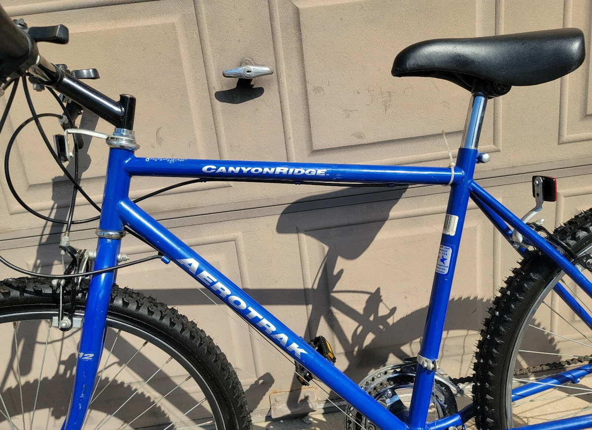 Vintage AEROTRAK CANYONRIDGE Adult Mountain Bike Men s Blue Bicycle Near Mint A