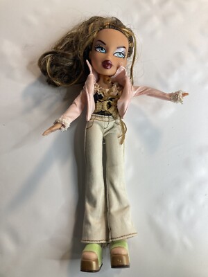 Bratz 2001 yasmin Strut It Vintage Fashion doll mga