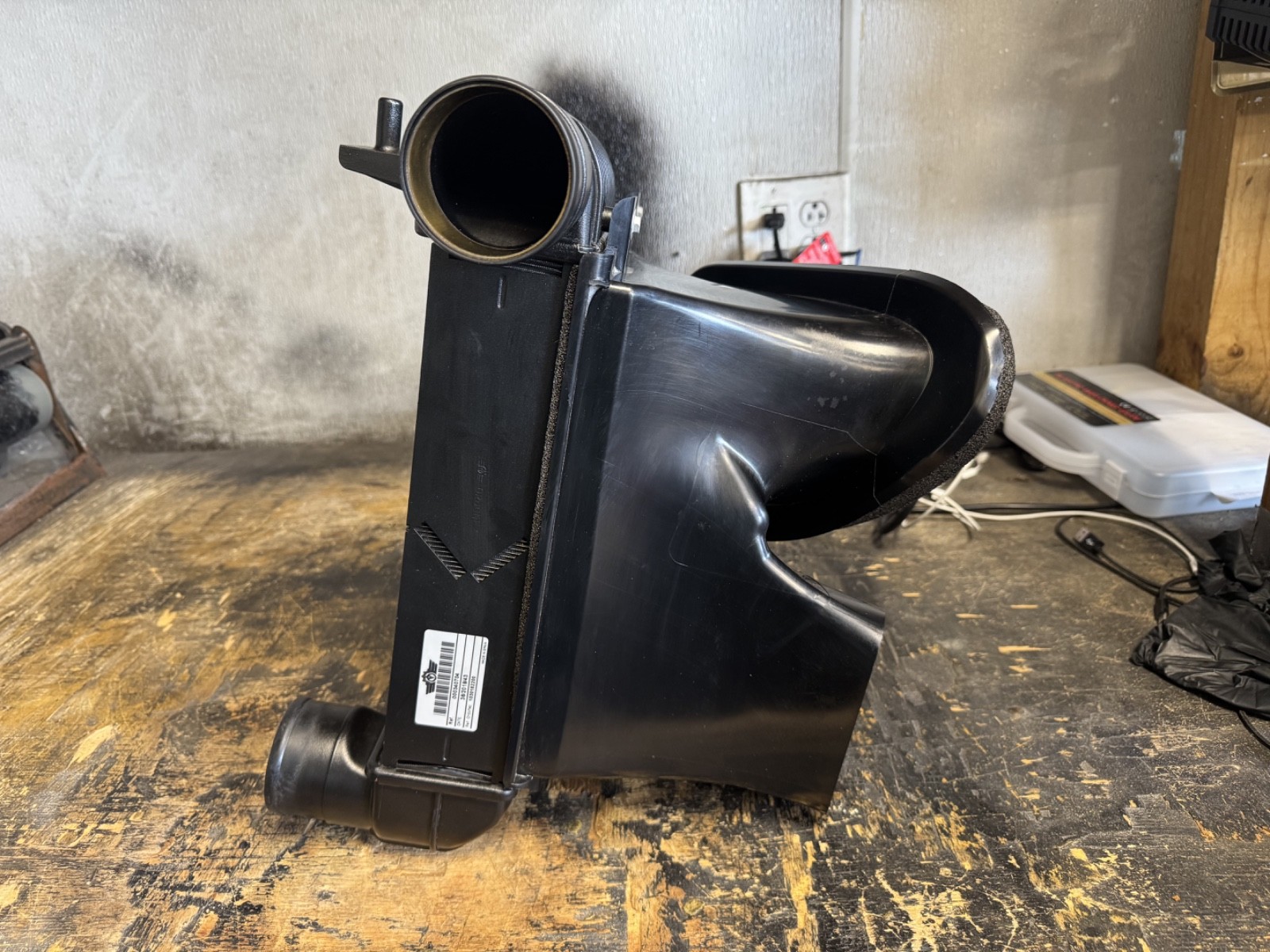 985780486RH INTERCOOLER For Ferrari GTC4Lusso, Portofino, Portofino M and others