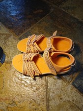 Girls/womens Teva Sandals Size3