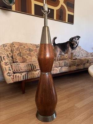 Vintage LARGE MCM Walnut Table Floor Lamp 36  Tall Mid Century Modern As Is
