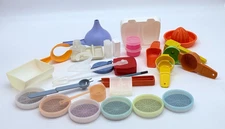 Lot of 32 TUPPERWARE Kitchen Gadgets Hostess Party Favors Labels Egg Separator