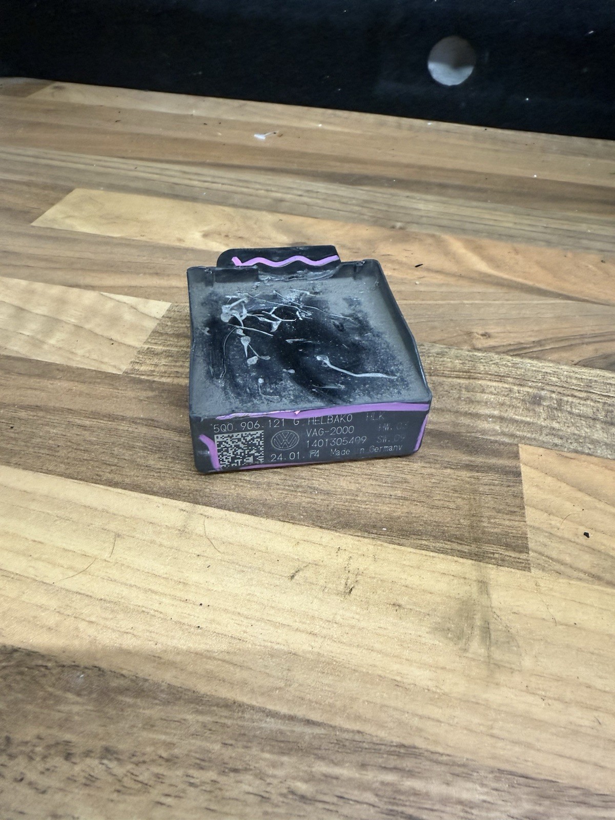 Picture 1 of 5