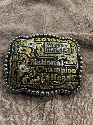 2010 Montana Silversmiths Wrangler Team Roping National Champion Header Buckle