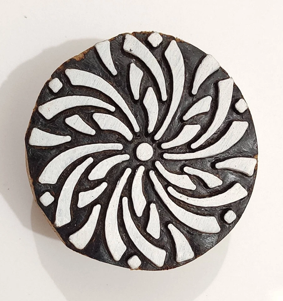 Indian Wooden Textile Stamps Wood Printing Block Floral Stamp Décor Block AZ-1 - Image 2 of 4