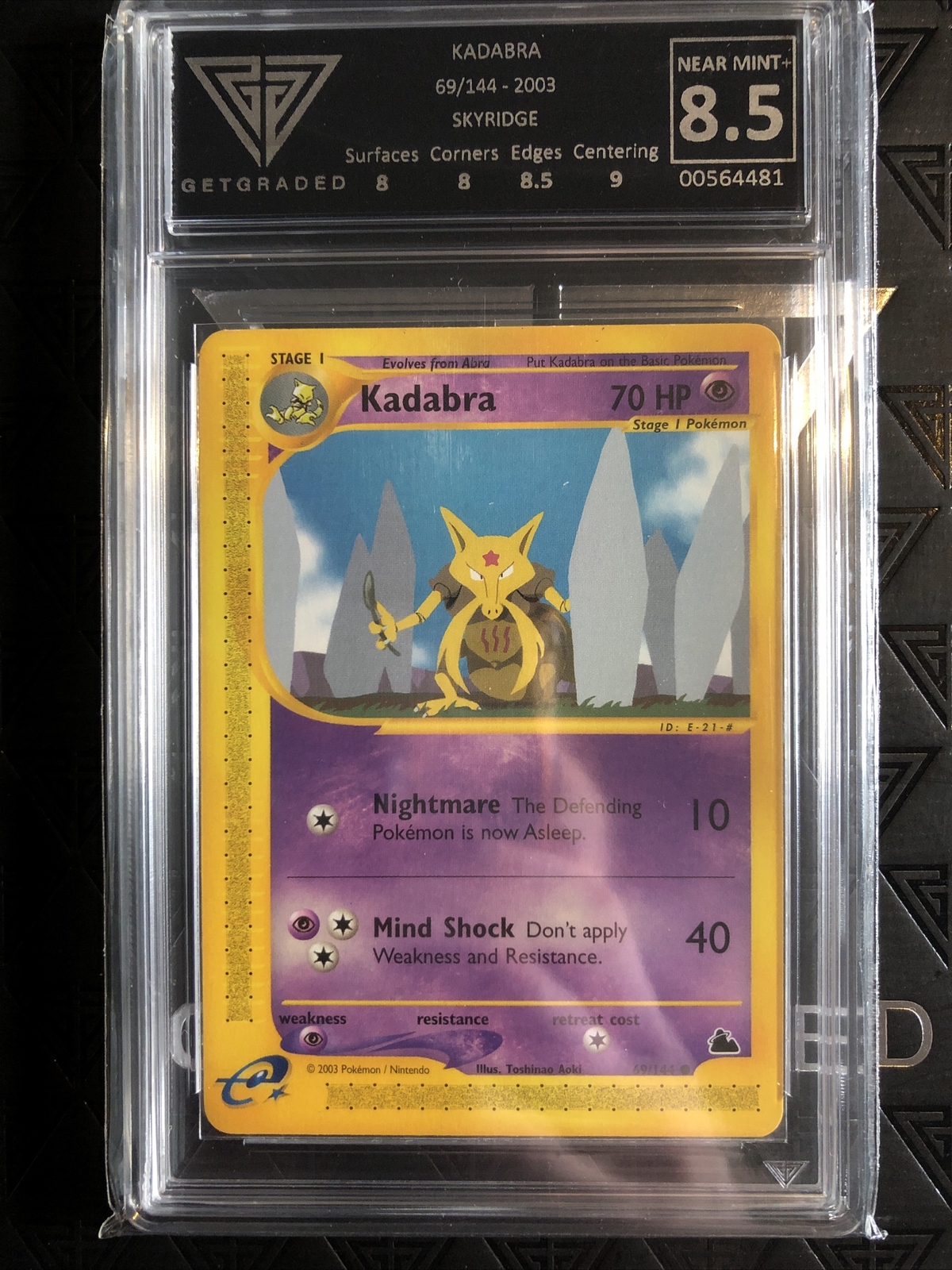 kadabra 69/144 Skyridge GETGRADED 8.5 NM+ pokemon card NOT PSA