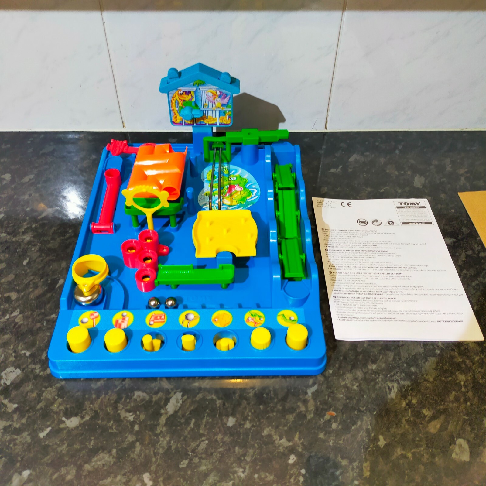 TOMY SCREWBALL SCRAMBLE TESTED AND WORKING COMPLETE TRICKY BILLE BALL