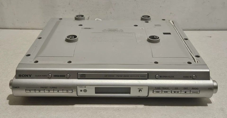 Sony Bajo Gabinete Cocina Reproductor de CD Radio AM/FM Reloj ICF-CDK50 Sin Control Remoto Funciona Foto 2 de 4