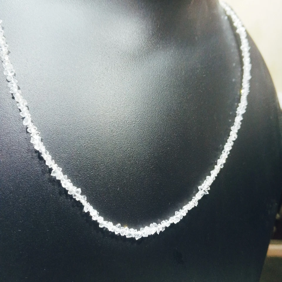 Collar de diamantes Herkimer naturales súper transparentes de grado AAA Foto 4 de 4
