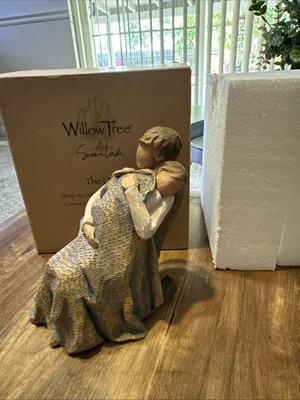 Willow Tree ''The Quilt'' Sculpted Hand Painted Figure Demdaco - Susan Lordi 2010