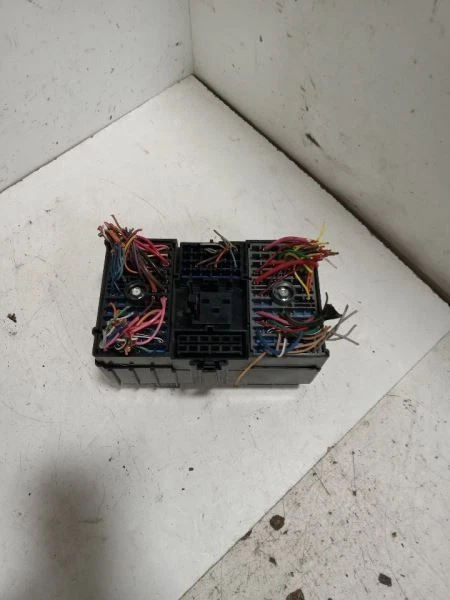 Центральная панель управления кузовом шасси ECM BCM подходит для 06–07 VUE 714254 - Изображение 2 из 4