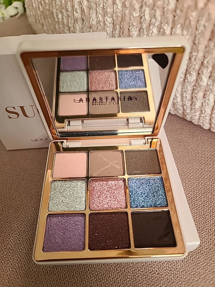 Paleta de sombras de ojos Anastasia Beverly Hills Sugar Mini. Nuevo en caja Foto 2 de 2