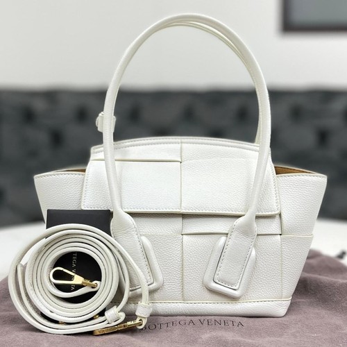 Bottega Veneta Arco Mini White 2-Way Handbag Used