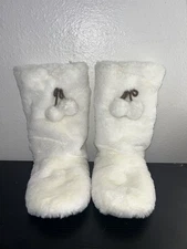 JANE & BLEECKE WOMENS WHITE PLUSH FAUX FURR WINTER BOOT SLIPPERS SIZE S/M 6-7
