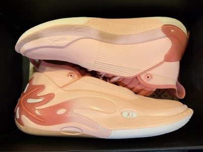 Way of Wade 11 Blossom Mens Size 9.5