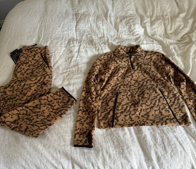 North Face 1/4 Zip Fleece Pullover Sweatshirt (small) And Pants (Medium) Set