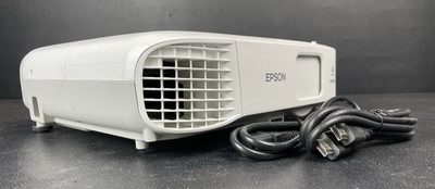 Epson PowerLite 990U, HDMI Projector, 3800 Lumens 1920x1200 15000:1, 2256 Hrs