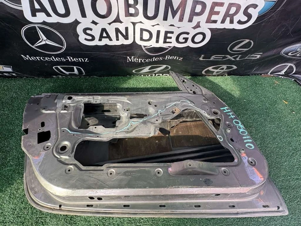 Carcasa de puerta del conductor izquierdo BMW Z4 2003-2008 OEM 41517201637 Foto 4 de 4