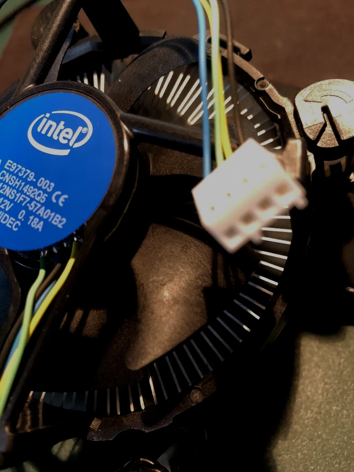 INTEL DISIPATORELGA1200 VENTOLA (FAN) E97379-003 CNSH1492Q5 F90T12NS1F7-57A01B2 - Immagine 3 di 4