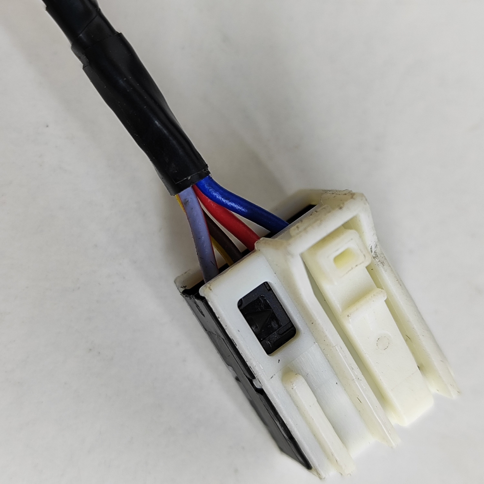 MASERATI GHIBLI M157 Left Side Wing Mirror 670069393 2022 RHD 25719755 - Image 8