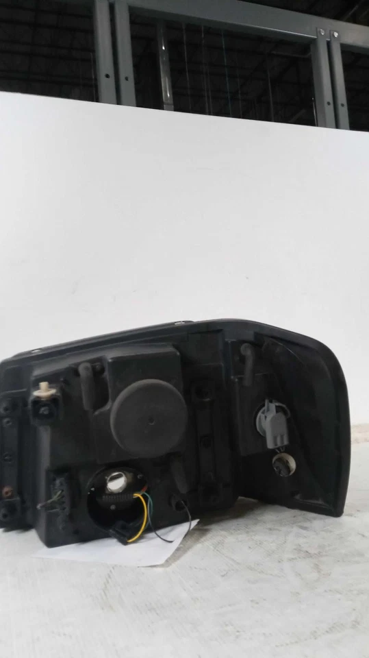 Conjunto de faros derechos usados se adapta a: 2003 Gmc Envoy derecho grado A Foto 2 de 4