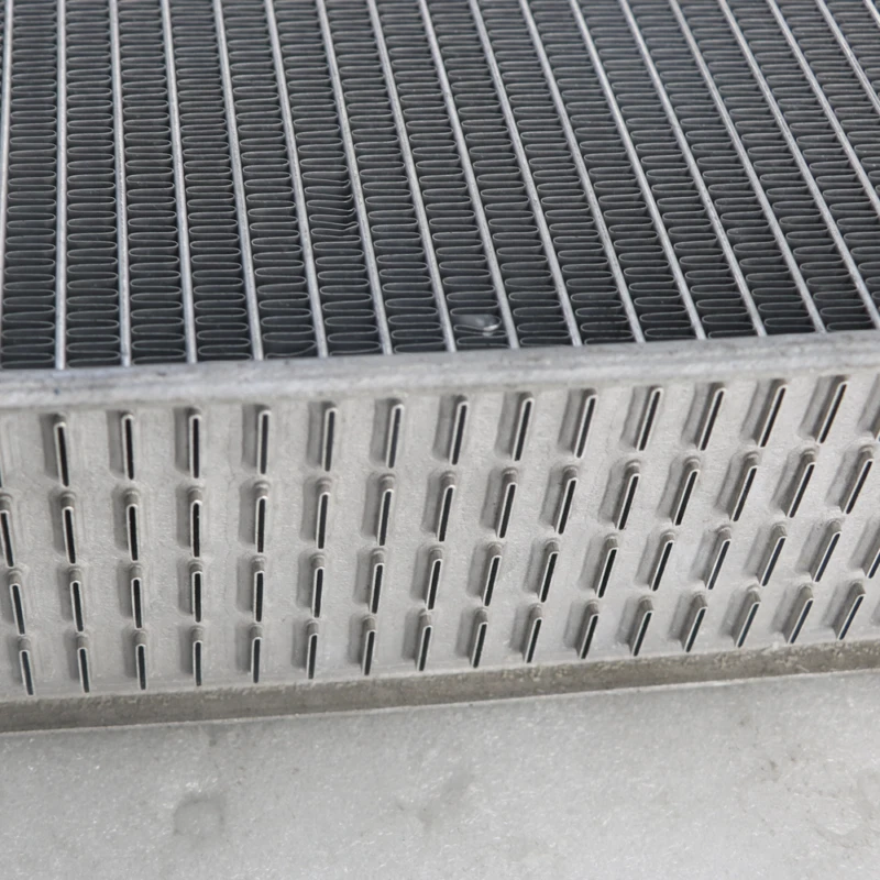 4-Row ALUMINUM RADIATOR FIT 1986-1992 JEEP CHEROKEE COMANCHE WAGONEER 2.5L 2.8L Foto 4 de 4