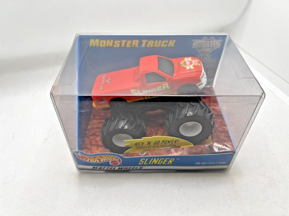 Hot Wheels Rev and Go Slinger Power 2000 New Hot Wheels Monster Truck  - Image 2 of 4