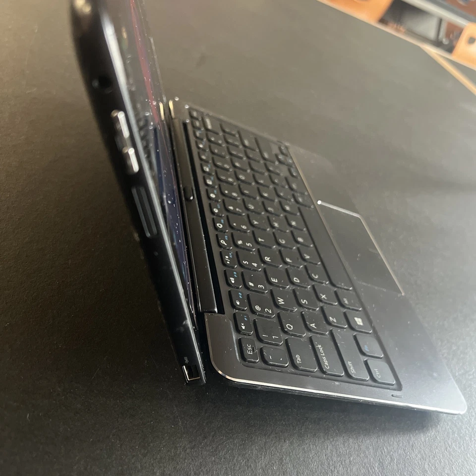 Dell Venue 11 Pro 7130 Tablet  - Works Great! KB Battery Don’t Work But KB Works - Image 4 of 4