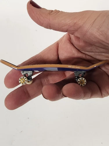 Tech Deck Fingerboard Zero Blue Board Black Skull - Picture 6 of 8