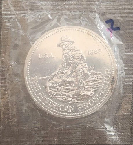 1982 USA - 1 oz .999 Fine Silver Engelhard - The American Prospector - Round 7