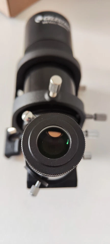 Celestron Sucherfernrohr 9x50 Sucher Winkeleinblick, beleuchtbar, wie neu in OVP - Bild 4 von 4