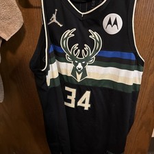 giannis antetokounmpo jersey authentic size 52