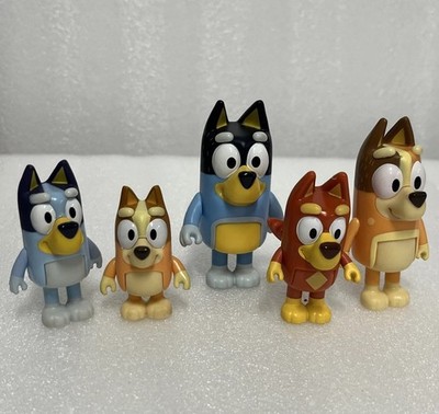 Bluey & Friends  3.5  & 2.5  Toy Figure Lot Chilli Rusty Bingo Toys Figures