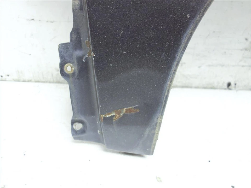 Крыло водителя Nissan Pathfinder 1991-1995 годов выпуска - темно-синее *маленькие вмятины* - Изображение 4 из 4