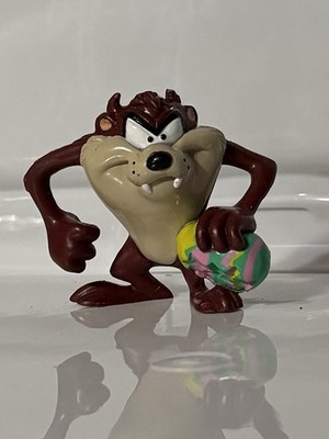 1999 Looney Tunes Easter 2  Taz Holding Painted Egg Figure PVC Cake Topper Toy