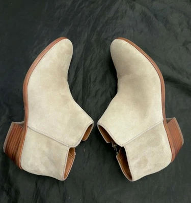 Sam Edelman Petty Suede Ankle Booties - Putty Beige/Taupe/Greige Shade 6.5 w/Box - Imagen 1 de 4