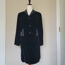 Vtg Womens 2 Piece Skirt Set Sz S Black Velvet 60s 70s Mod Career Corporate Goth