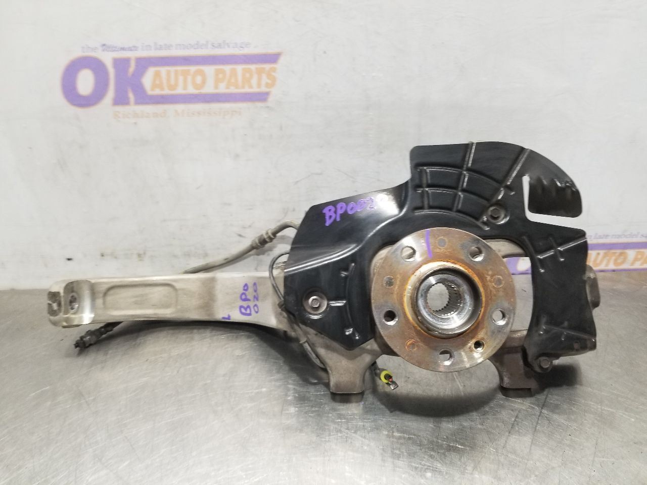 22 2022 MASERATI LEVANTE 3.8L SPINDLE KNUCKLE FRONT LEFT DRIVER AWD