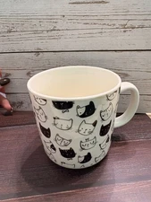 White Mug With Black Cat Prints Suitable For Daily Use Ideal Gift For Cat Lovers