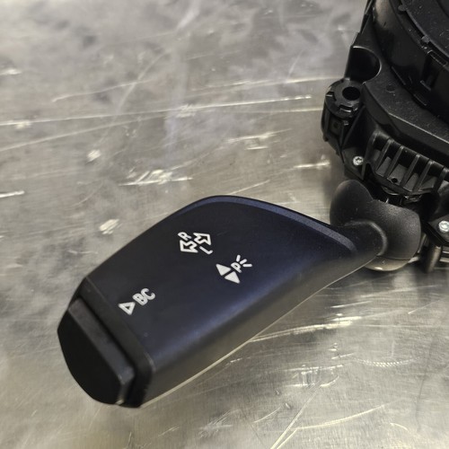 BMW M140i Blinker Wischerhalme 2018 1er F20 - Bild 12 von 15