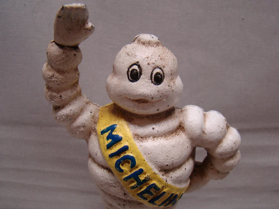 Banco de hierro fundido Michelin para hombre Michelin banco de neumáticos neumáticos banco de hierro fundido 7-1/2 pulgadas Foto 2 de 4