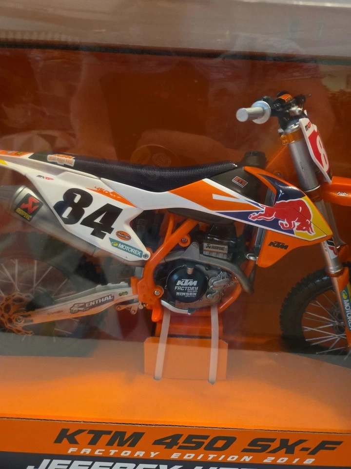 Brand New KTM 450 SX-F Factory Edition 2018 Jeffrey Herlings By Maisto! - Image 4 of 4