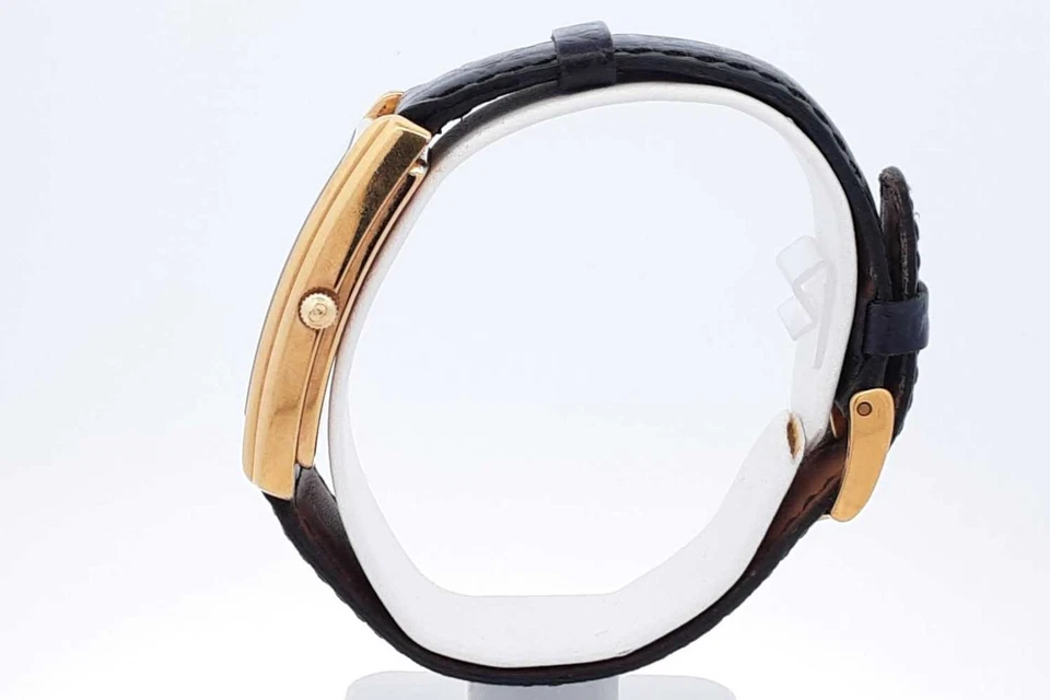 Часы Gucci 2600 M 23 мм золотистый цвет нержавеющая сталь с кожаным ремешком Eb0925lcrdu - Изображение 3 из 4