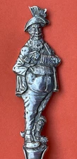 BIG SOLID FIGURAL WEATHERMAN SEATTLE WASHINGTON STERLING SILVER SOUVENIR SPOON