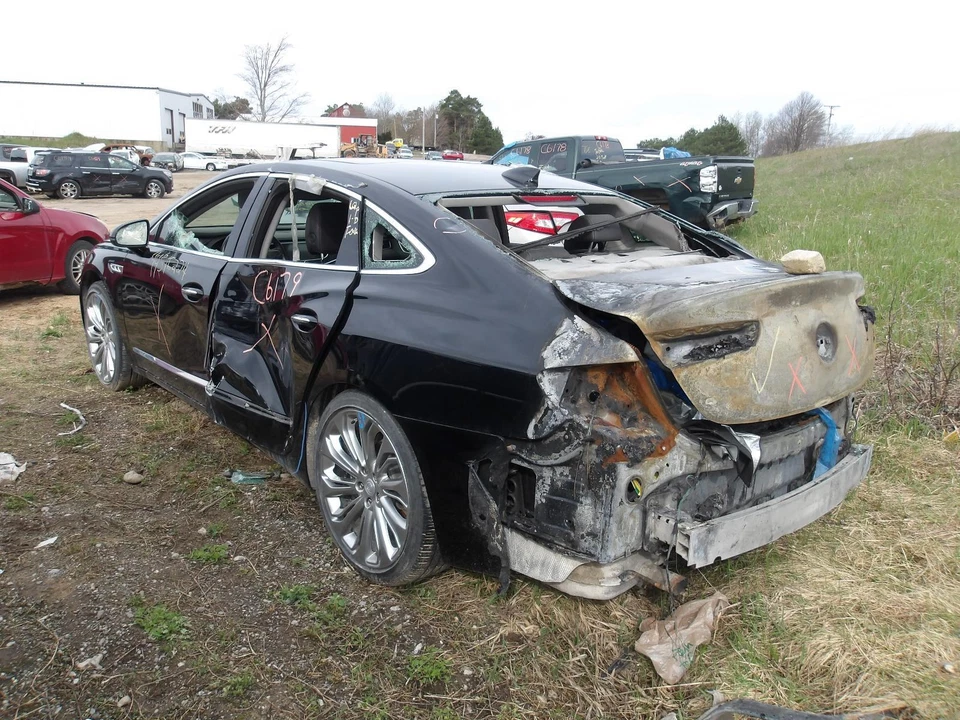 Used Front Right Lower Lower Control Arm Front fits: 2017 Buick Lacrosse chassis - Image 4 of 4